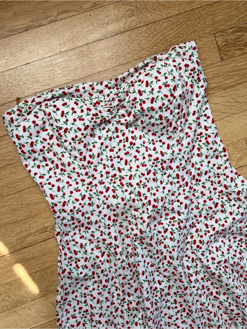 Vintage Y2K cherry print strapless summer dress M